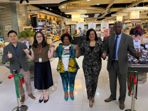 Ribbon Cutting High Res